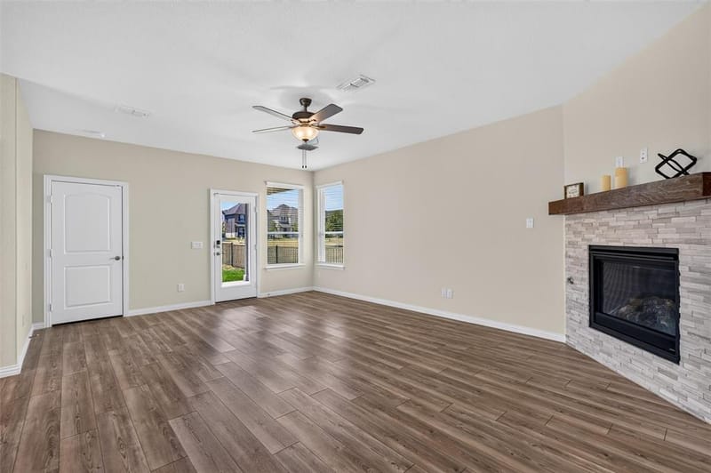 8715 Royal Star Road, Rowlett TX 75089 - Photo 11