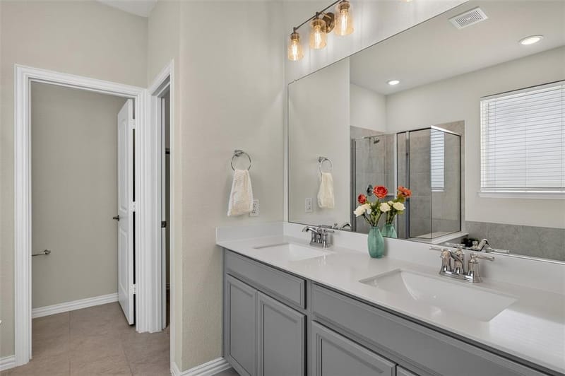 8715 Royal Star Road, Rowlett TX 75089 - Photo 8