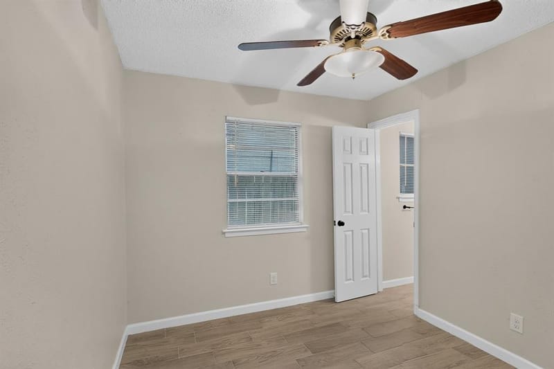 2441 Lakeshore Drive, Grand Prairie TX 75051 - Photo 26
