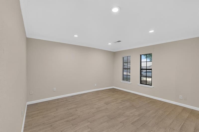 2441 Lakeshore Drive, Grand Prairie TX 75051 - Photo 9