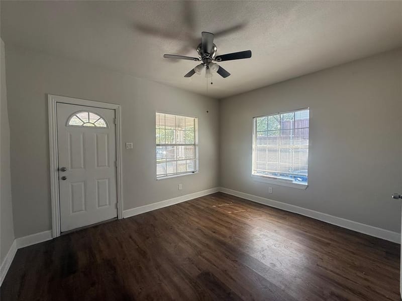 801 Mount Auburn Avenue, Dallas TX 75223 - Photo 13