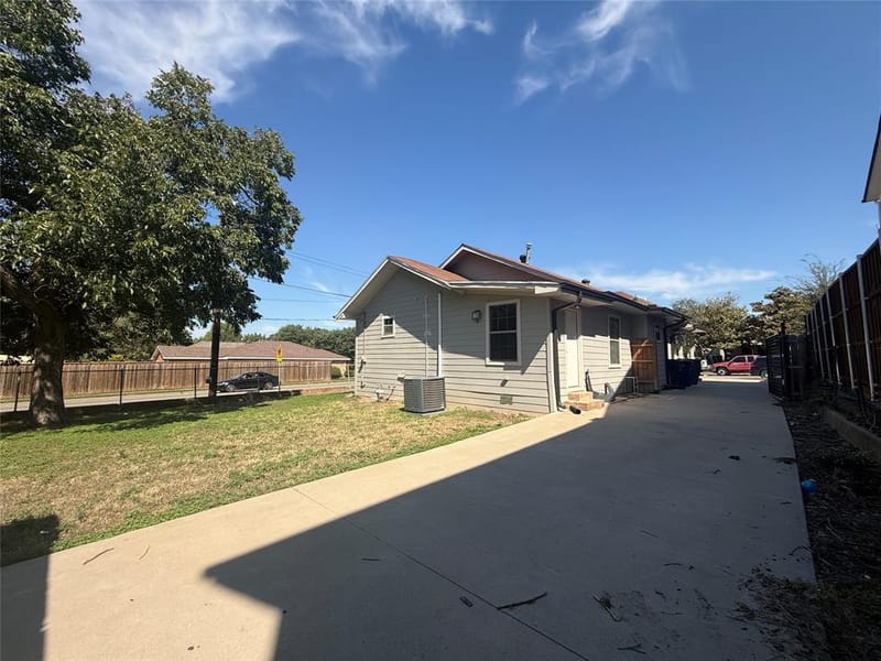 801 Mount Auburn Avenue, Dallas TX 75223 - Photo 24