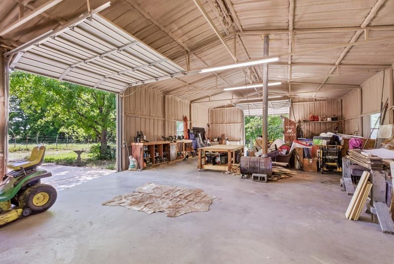 2055 County Road 1370, Alvord TX 76225 - Photo 25