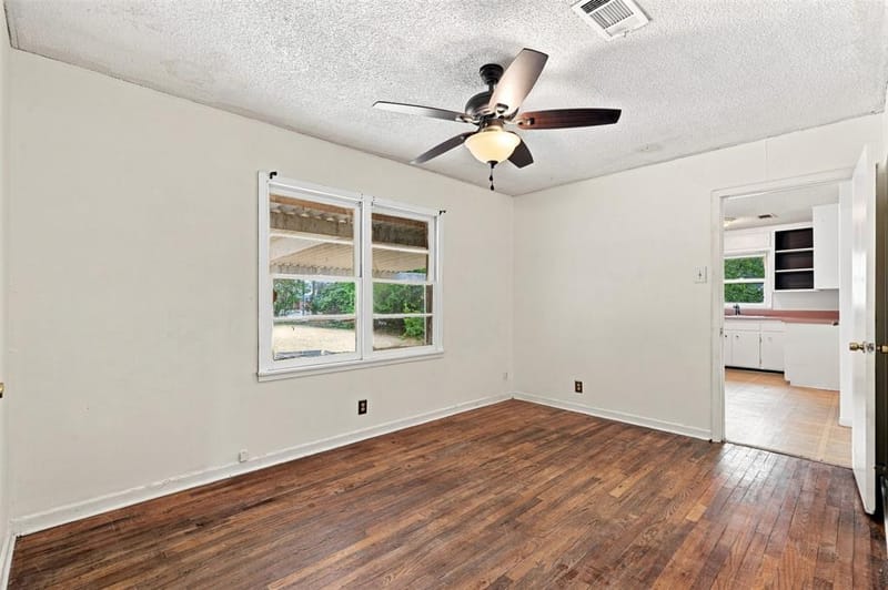 1804 E Wells Avenue, Sherman TX 75090 - Photo 5