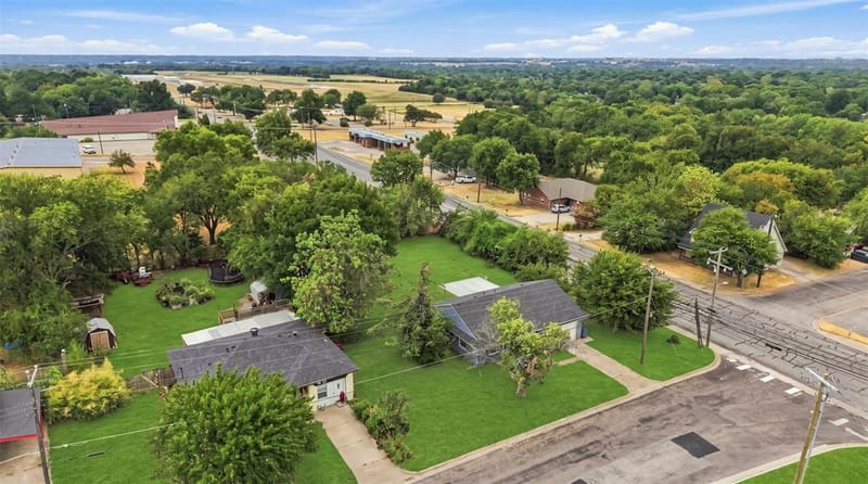 1804 E Wells Avenue, Sherman TX 75090 - Photo 11