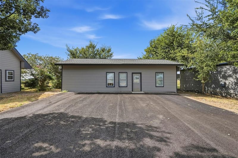 705 Club Lake Road, Whitesboro TX 76273 - Photo 34