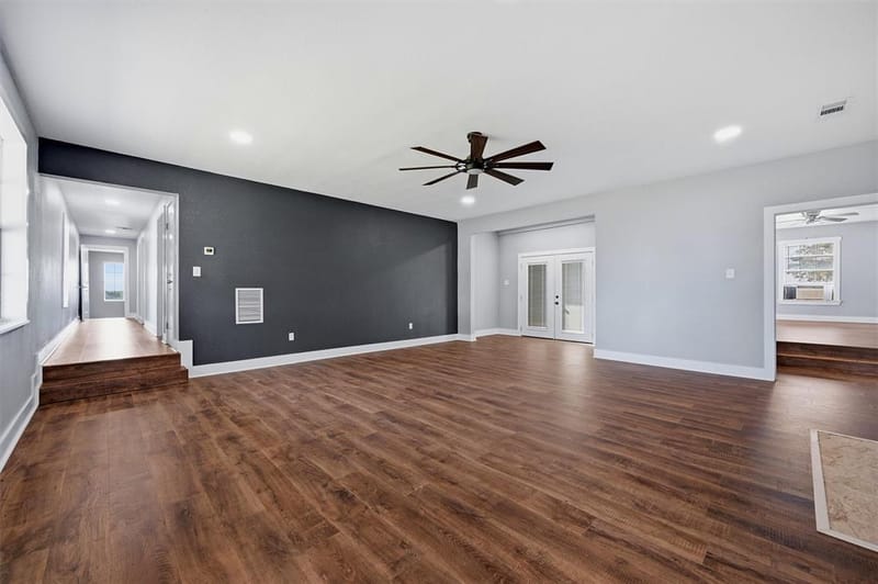 705 Club Lake Road, Whitesboro TX 76273 - Photo 11