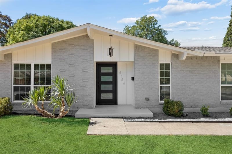 8148 Clear Springs Road, Dallas TX 75240 - Photo 2