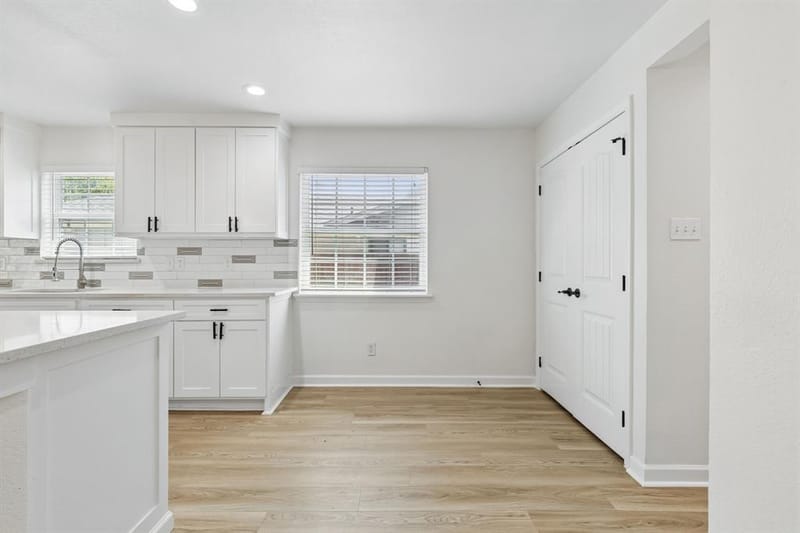 8148 Clear Springs Road, Dallas TX 75240 - Photo 14