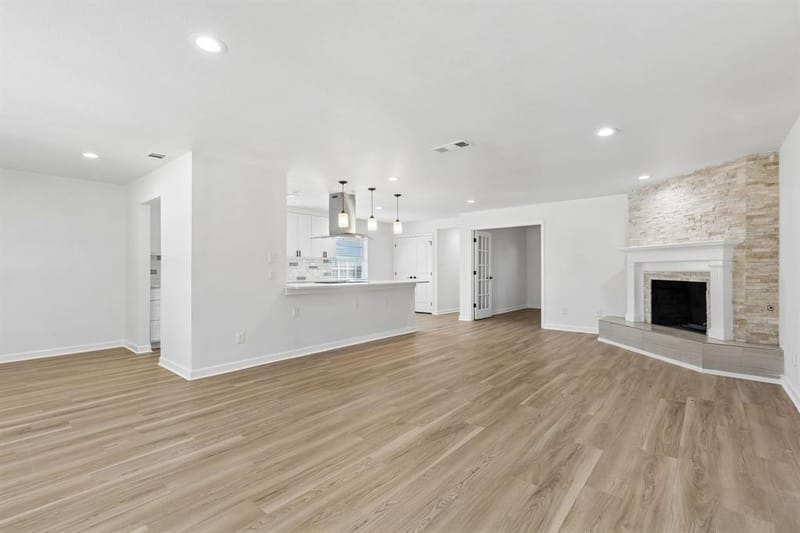 8148 Clear Springs Road, Dallas TX 75240 - Photo 4