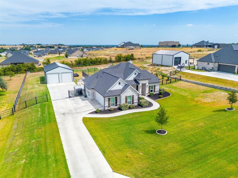 139 Oak Meadow Lane, Weatherford TX 76085 - Photo 4
