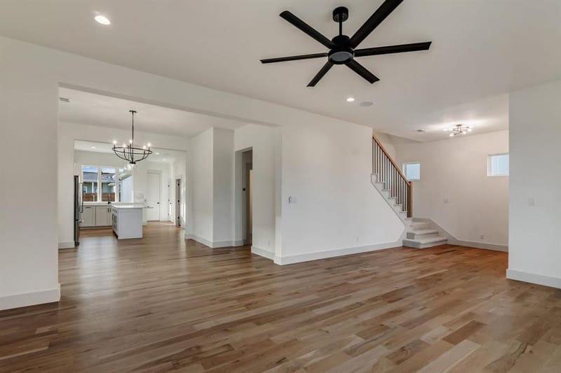 205 W 7th Street, Justin TX 76247 - Photo 11