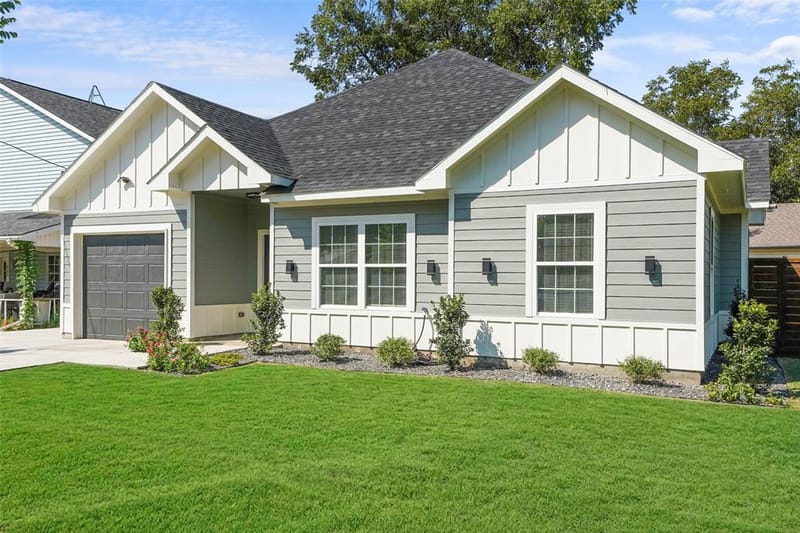 300 S 5th Street, Crandall TX 75114 - Photo 2