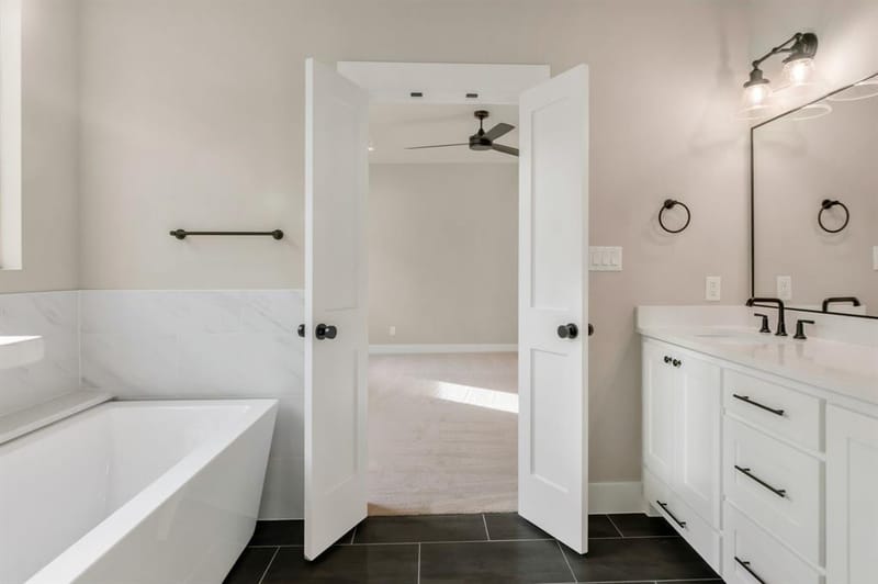 207 W 7th Street, Justin TX 76247 - Photo 23