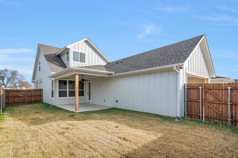 207 W 7th Street, Justin TX 76247 - Photo 37