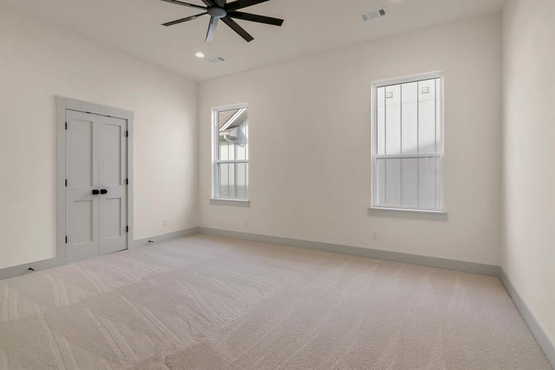 207 W 7th Street, Justin TX 76247 - Photo 35