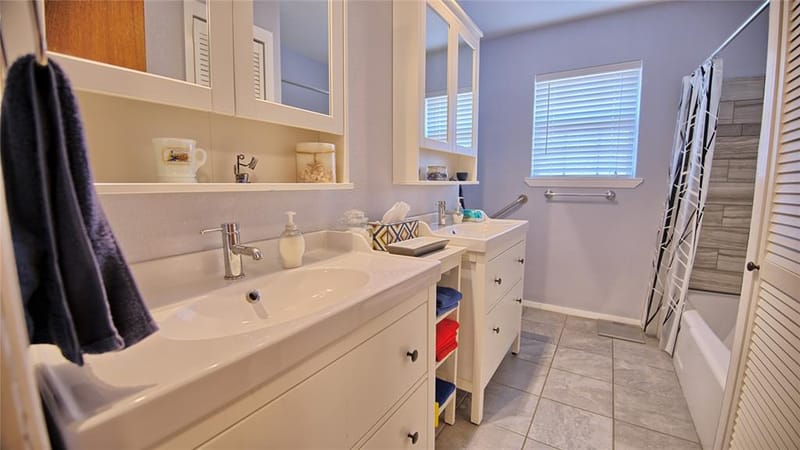 437 Jakes Road, Bowie TX 76230 - Photo 29
