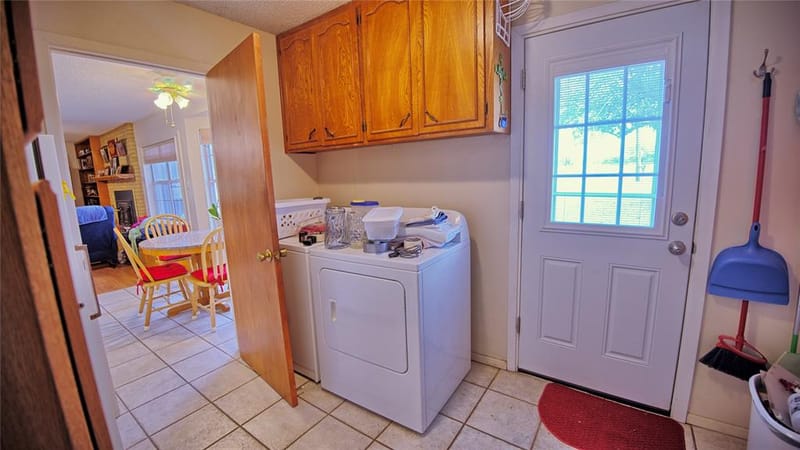 437 Jakes Road, Bowie TX 76230 - Photo 8