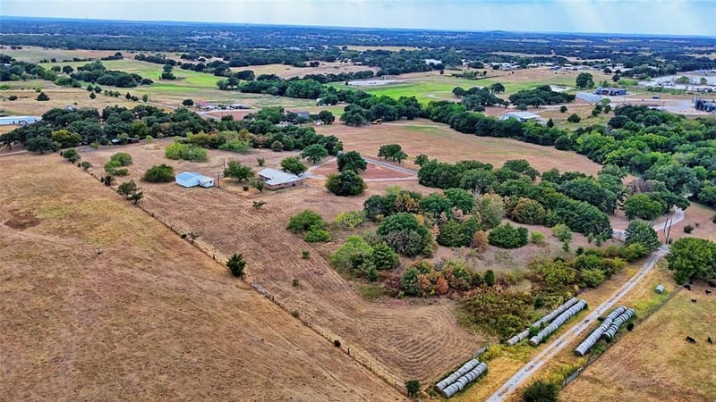 437 Jakes Road, Bowie TX 76230 - Photo 21