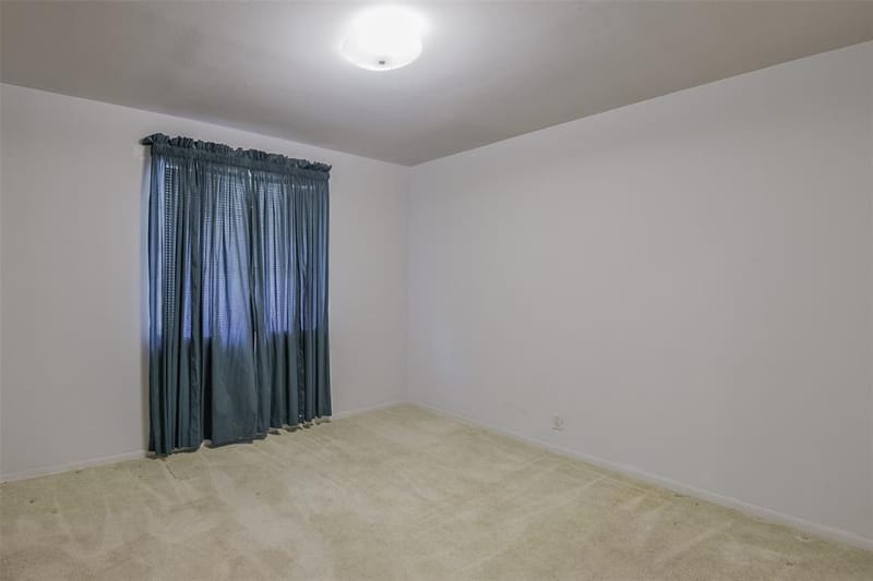 102 Alamo Street, Waxahachie TX 75165 - Photo 18