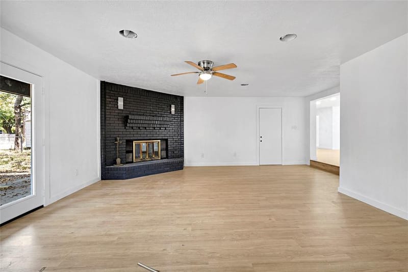 520 Circleview Drive S, Hurst TX 76054 - Photo 9