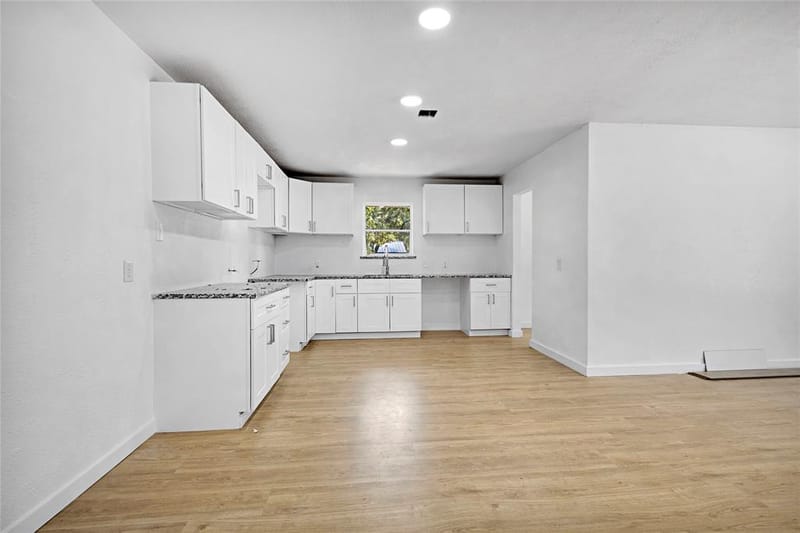 520 Circleview Drive S, Hurst TX 76054 - Photo 24
