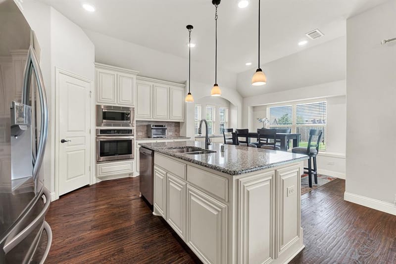 6300 Sudbury Lane, Mesquite TX 75181 - Photo 6