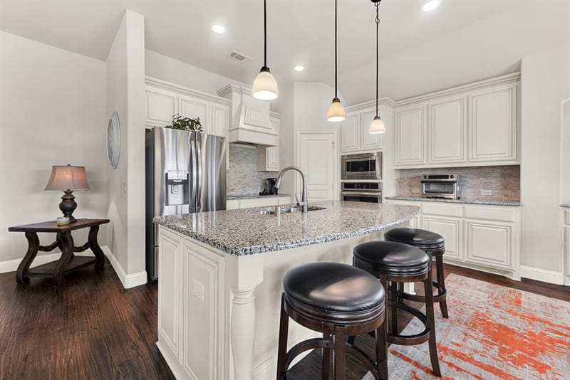 6300 Sudbury Lane, Mesquite TX 75181 - Photo 5