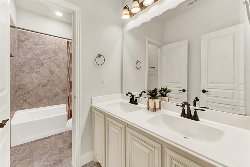6300 Sudbury Lane, Mesquite TX 75181 - Photo 15