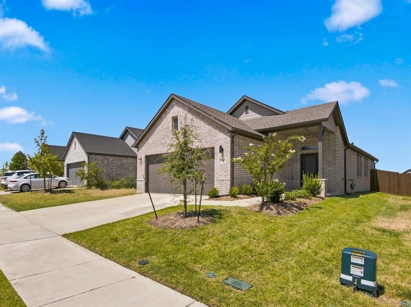 1157 Butterfly Dale Drive, Lavon TX 75166