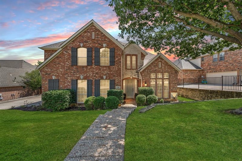 709 Lakeway Drive, Keller TX 76248