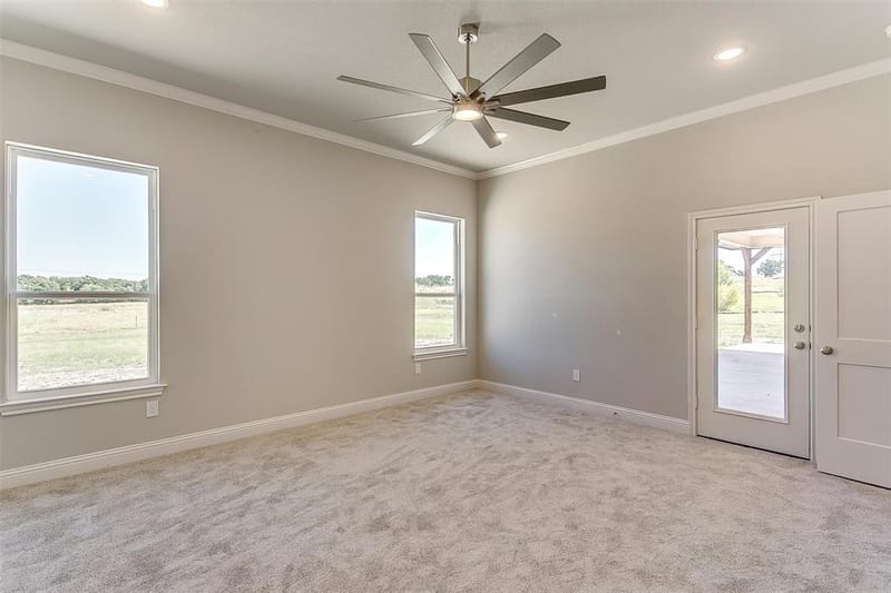 1014 Gonzollas Road, Springtown TX 76082 - Photo 14