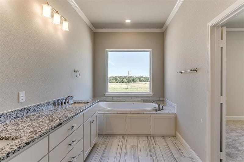 1014 Gonzollas Road, Springtown TX 76082 - Photo 19