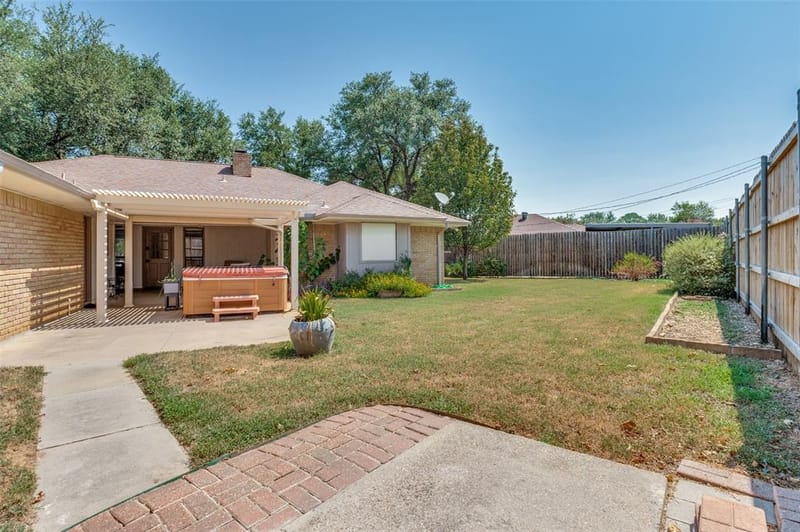 2413 Pearwood Court, Grand Prairie TX 75050 - Photo 23