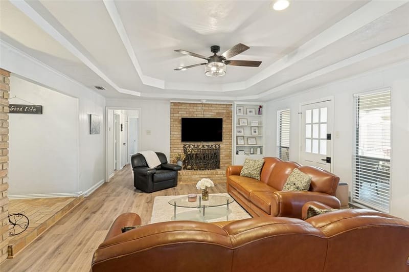 2413 Pearwood Court, Grand Prairie TX 75050 - Photo 4