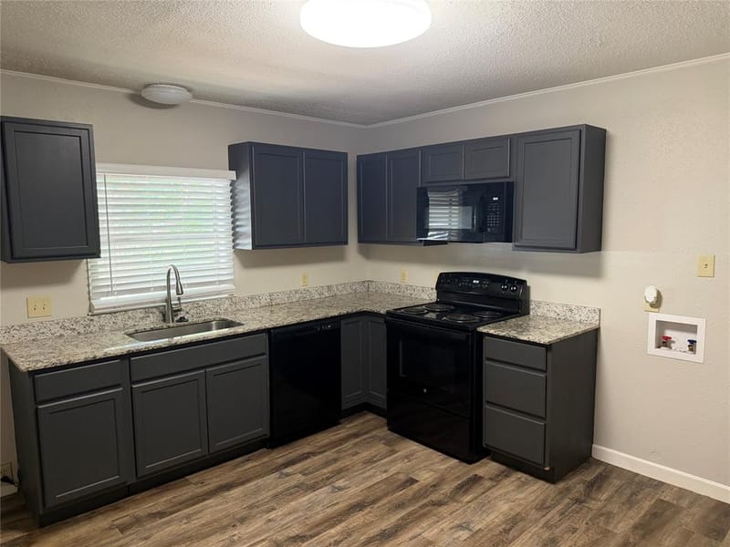 1009 Cedar Street, Paris TX 75460 - Photo 2