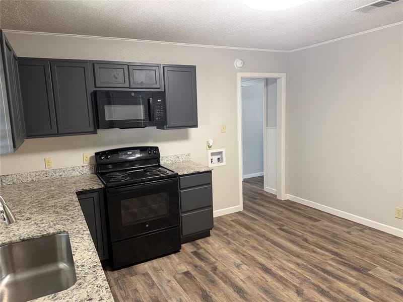 1009 Cedar Street, Paris TX 75460 - Photo 3