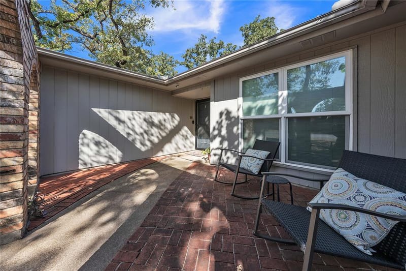 5511 Marshfield Court, Arlington TX 76016 - Photo 6