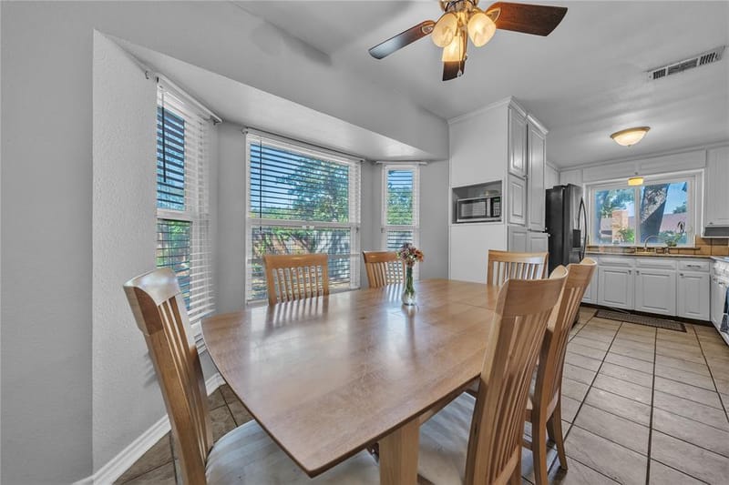 5511 Marshfield Court, Arlington TX 76016 - Photo 9