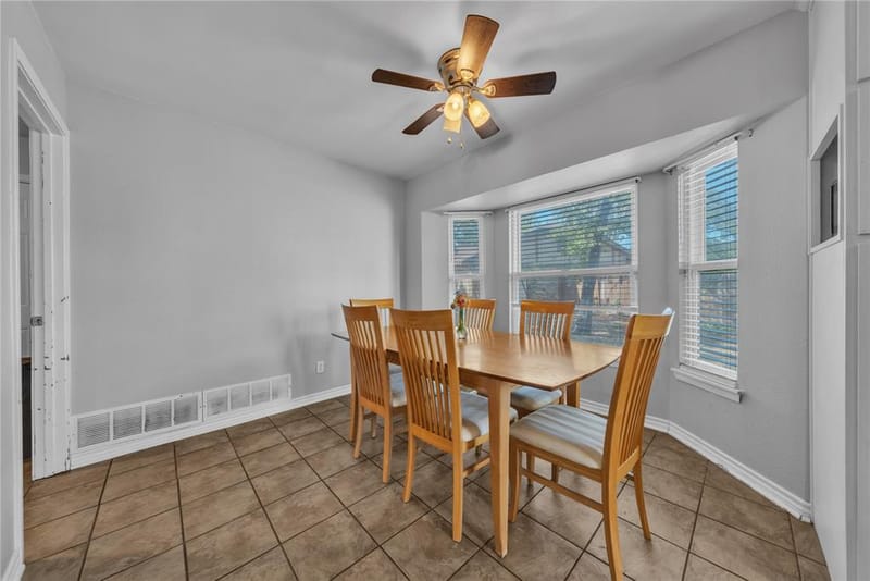 5511 Marshfield Court, Arlington TX 76016 - Photo 10