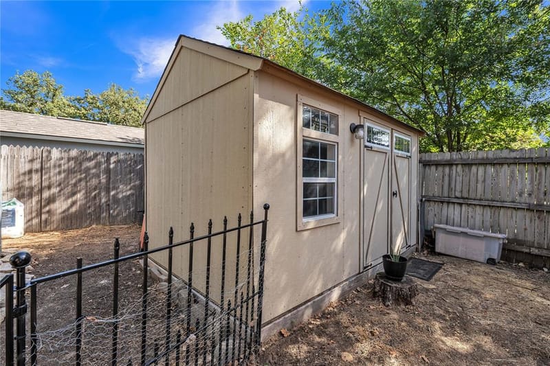 5511 Marshfield Court, Arlington TX 76016 - Photo 25