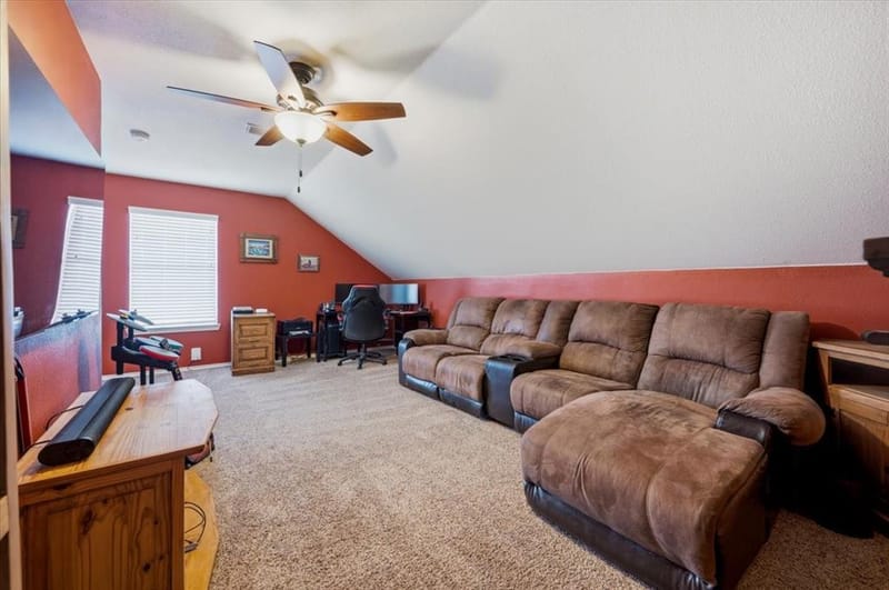104 Caballos Lane, Springtown TX 76082 - Photo 24