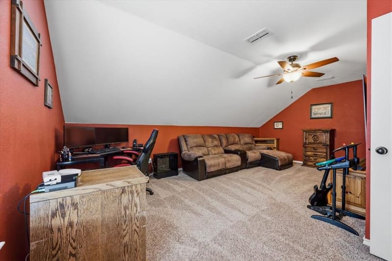 104 Caballos Lane, Springtown TX 76082 - Photo 25