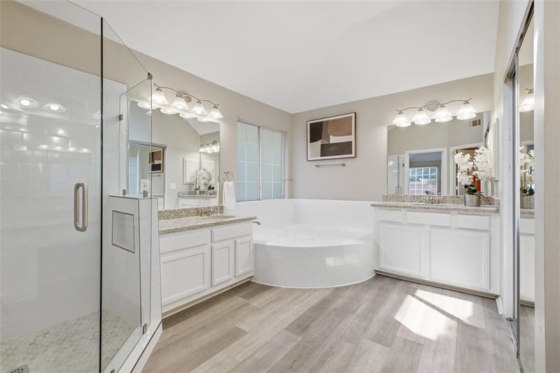 3903 Rive Lane, Addison TX 75001 - Photo 20