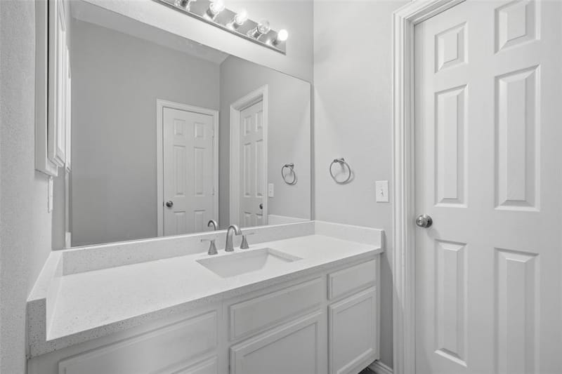 3903 Rive Lane, Addison TX 75001 - Photo 25