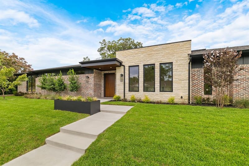 3333 Arawak Place, Farmers Branch TX 75234