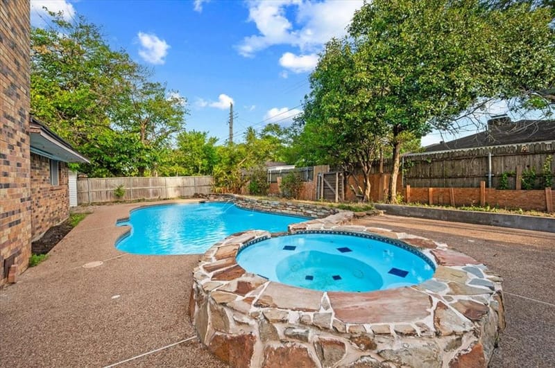 622 Wilson Court, Duncanville TX 75137 - Photo 5