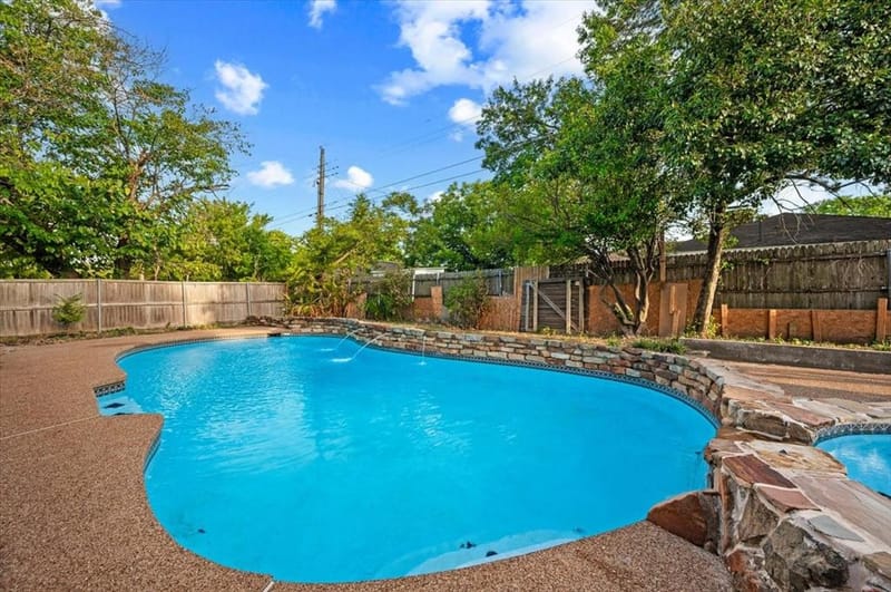 622 Wilson Court, Duncanville TX 75137 - Photo 10