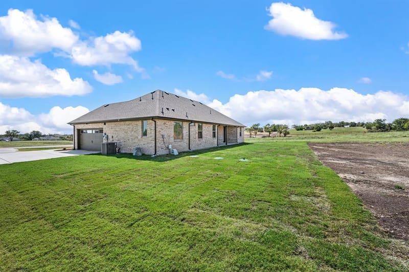 1013 Gatlin Court, Springtown TX 76082 - Photo 25
