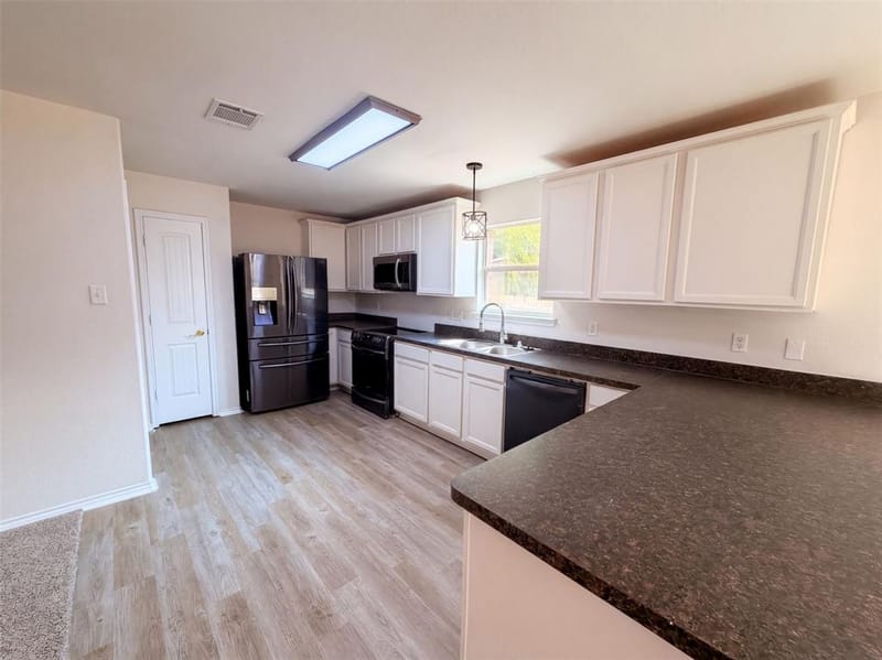2011 Allyson Drive, Heartland TX 75126 - Photo 13